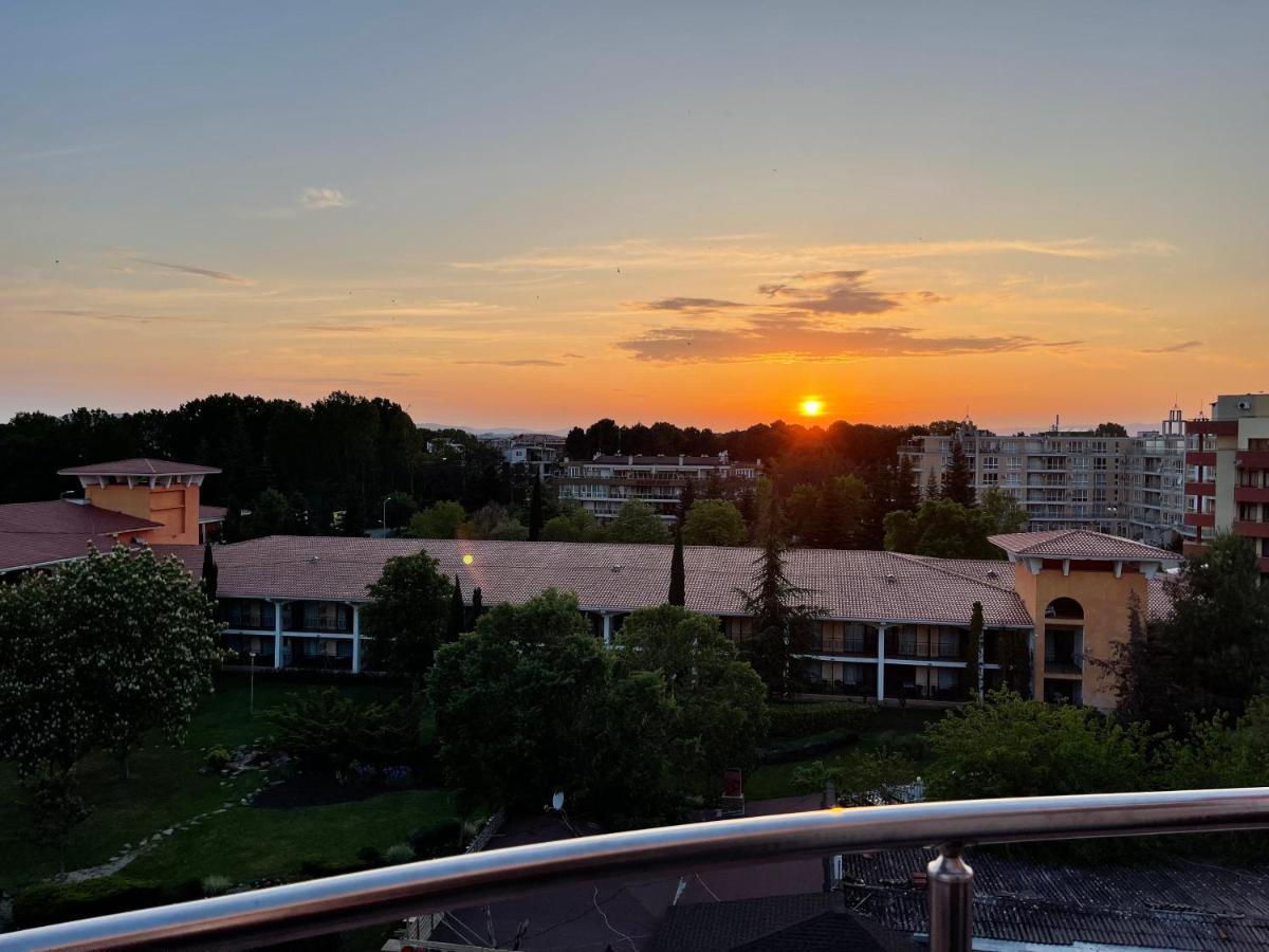 Admiral Plaza Aparthotel Sunny Beach Exterior photo